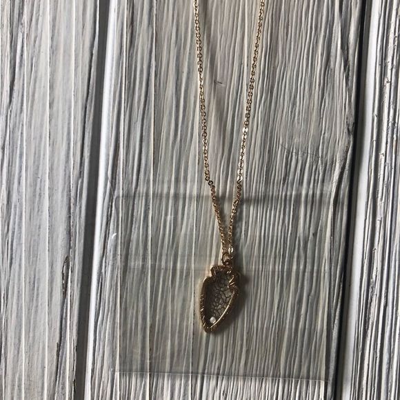 Wild Arrow Laser Cut Necklace Stud Earrings - Picture 5 of 6